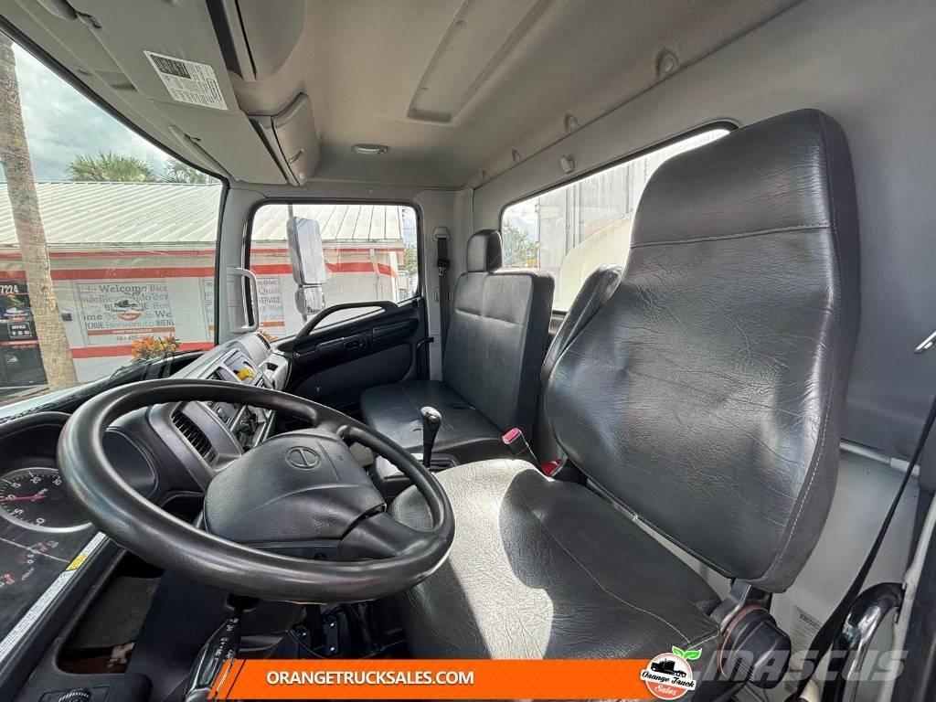 Hino 338 Ūdens mašīnas