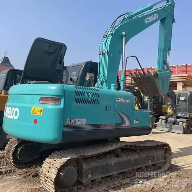 Kobelco SK 130 Kāpurķēžu ekskavatori