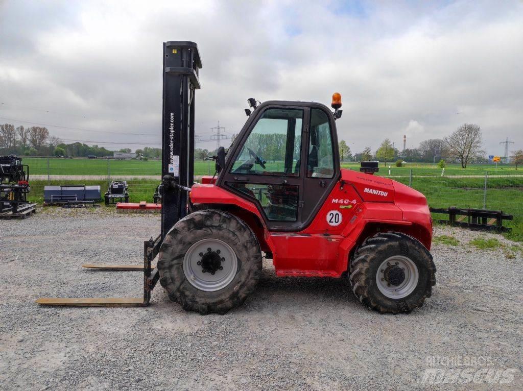 Manitou M 40.4 Apvidus autokrāvējs