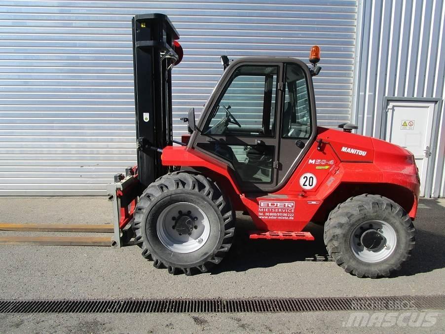 Manitou M 50-4 Apvidus autokrāvējs