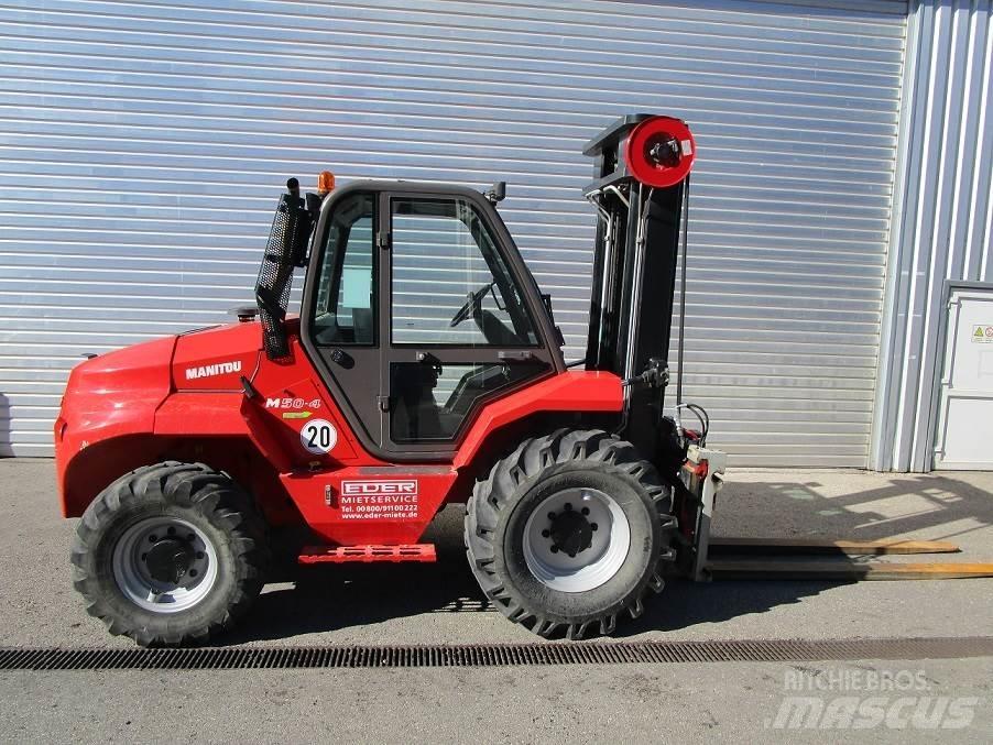 Manitou M 50-4 Apvidus autokrāvējs