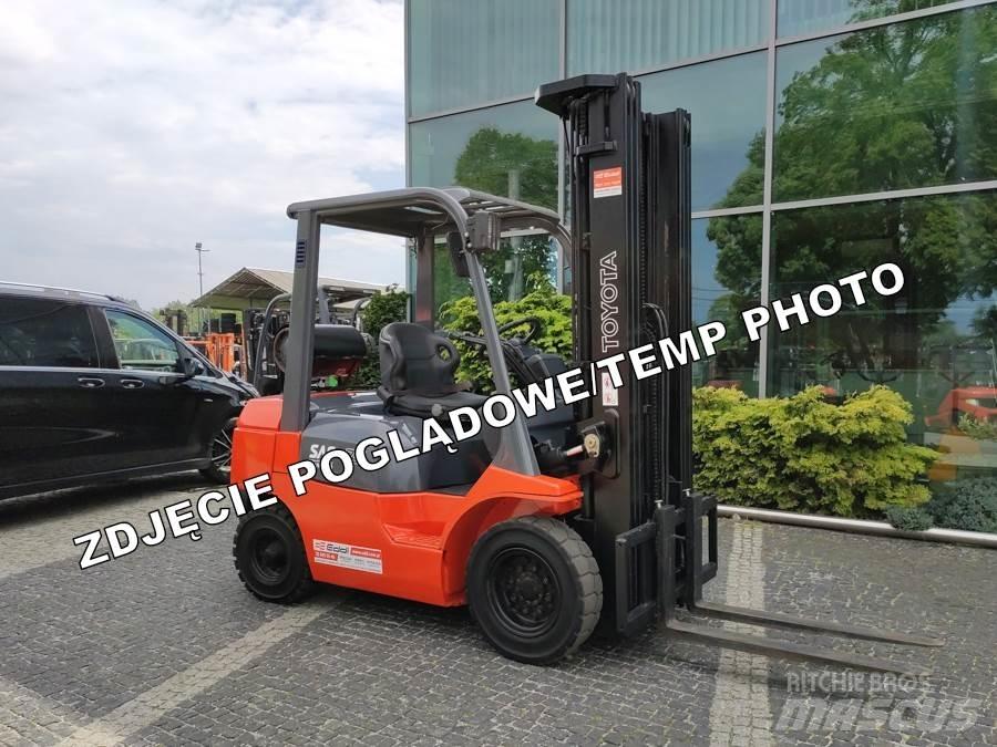 Toyota 42-7FGF20 LPG tehnika