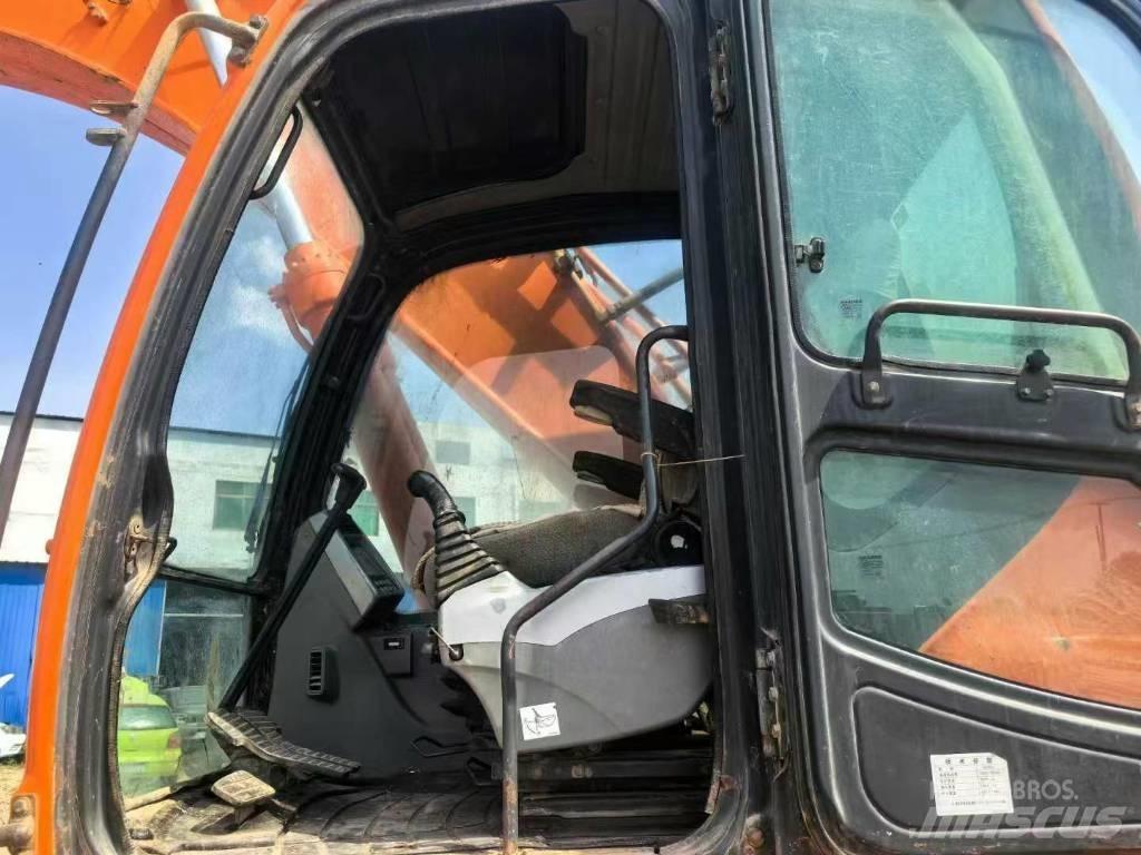 Doosan DX260 Kāpurķēžu ekskavatori
