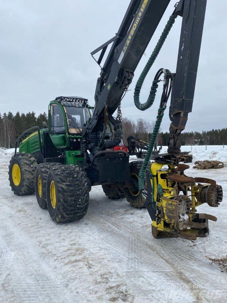 John Deere 1470G Harvesteri