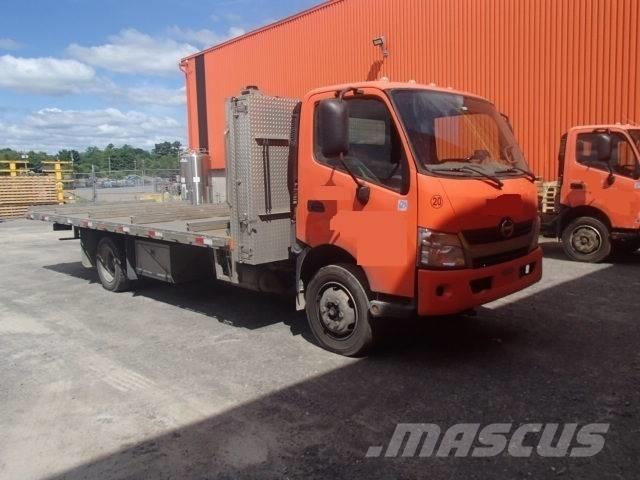 Hino 195 Platformas/izkraušana no sāniem