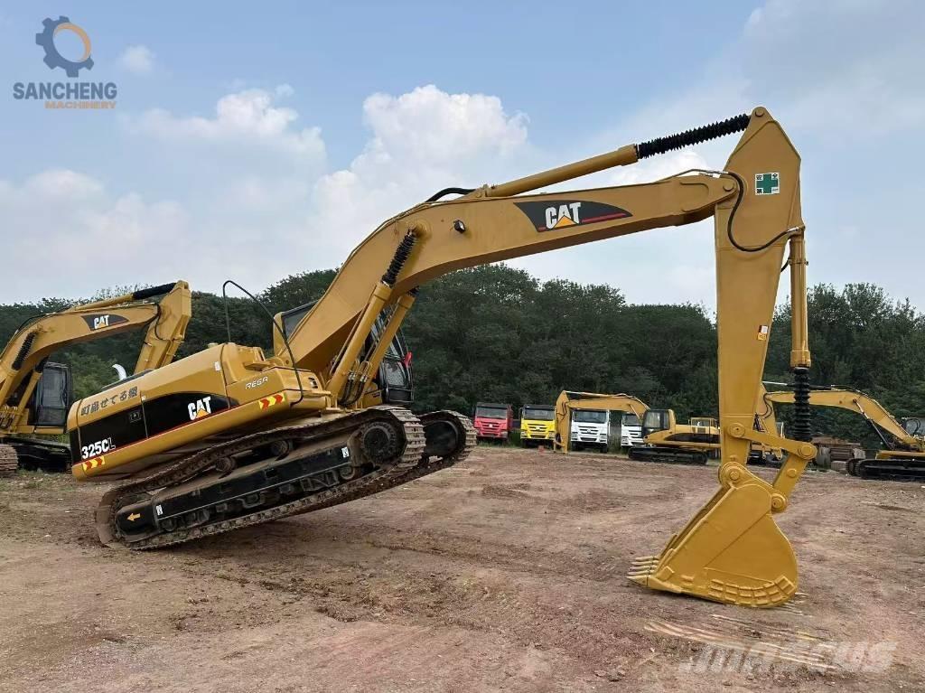 CAT 325 CL Kāpurķēžu ekskavatori