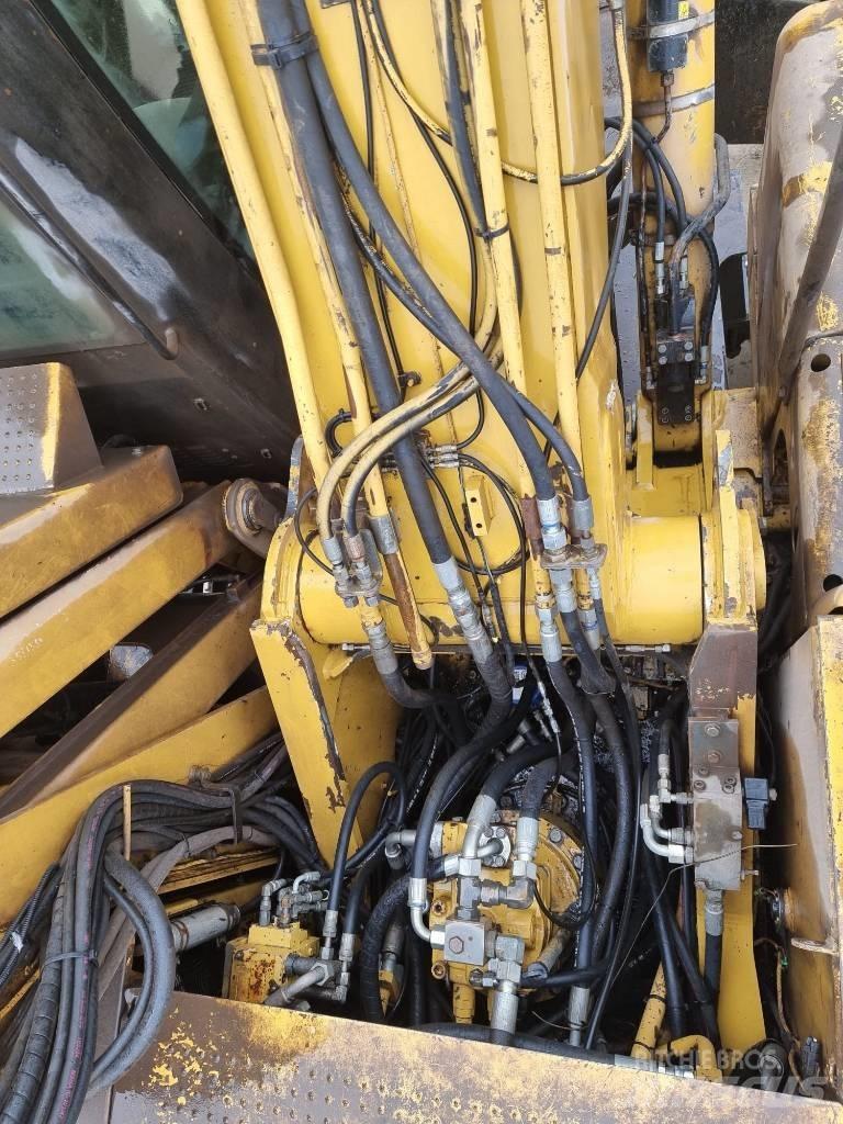 CAT M 325 D L MH Industriālie iekrāvēji