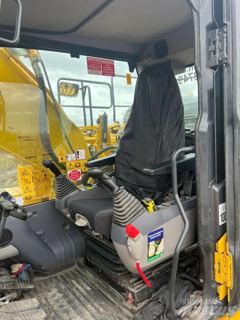 Komatsu PC210LC-11 Kāpurķēžu ekskavatori