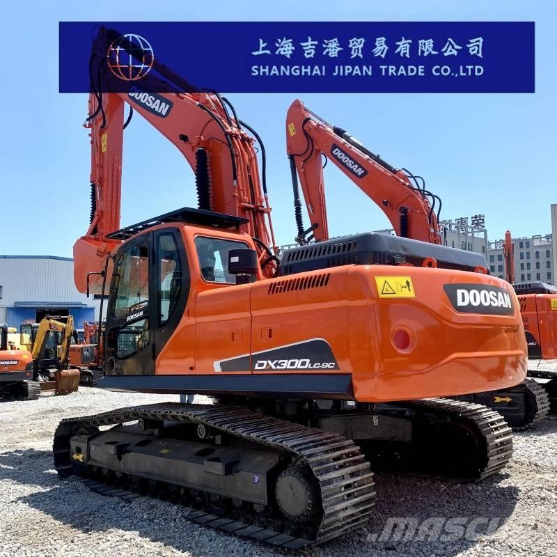 Doosan DX 300 Kāpurķēžu ekskavatori