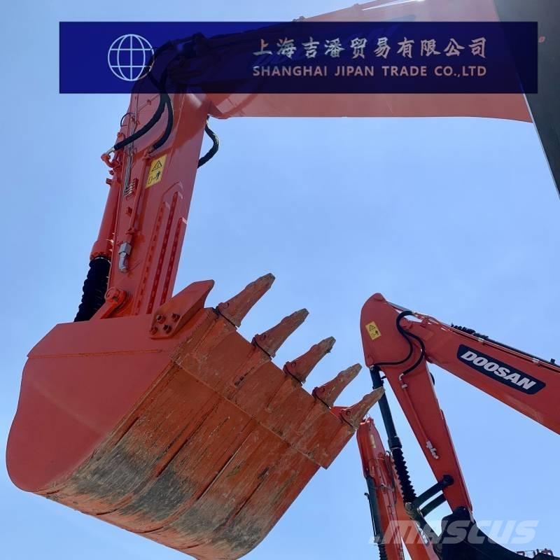 Doosan DX 300 Kāpurķēžu ekskavatori