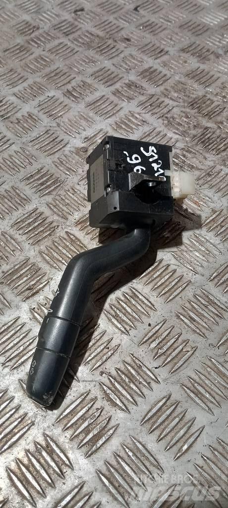 Scania R 440    1542529 Kabīnes un interjers