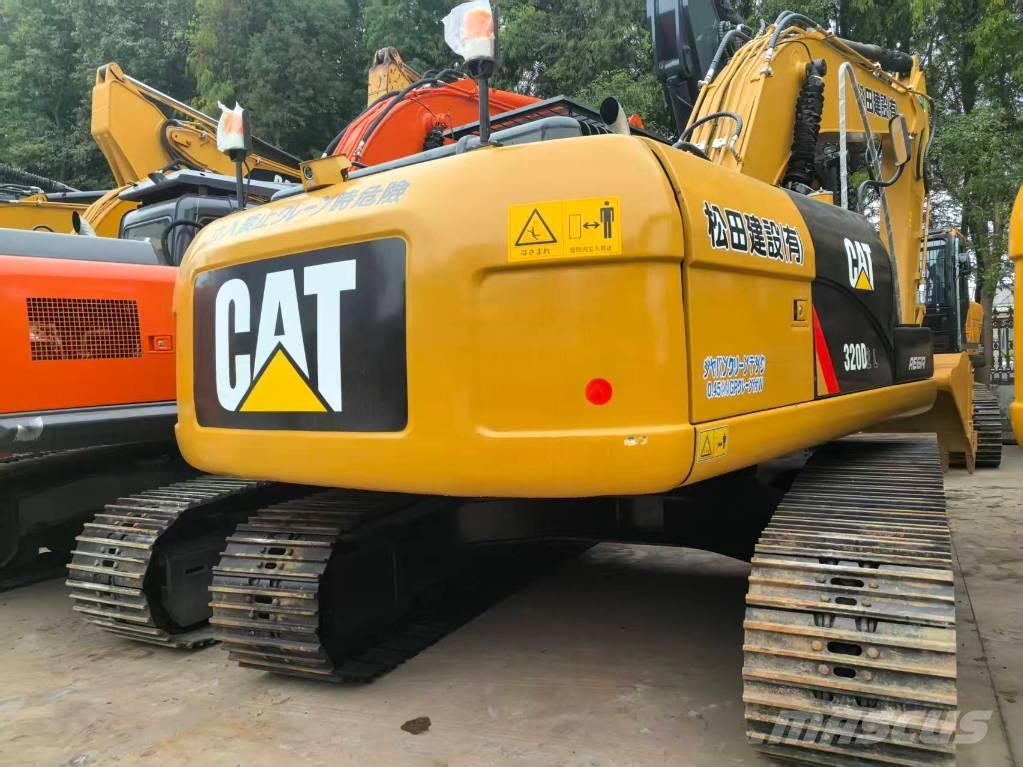 CAT 320D2 Kāpurķēžu ekskavatori