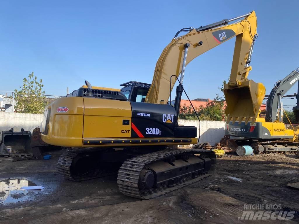 CAT 326 D2L Kāpurķēžu ekskavatori