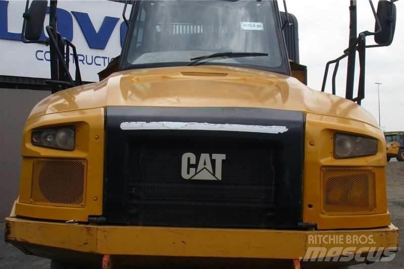 CAT 730C2 Artikulētie pašizgāzēji