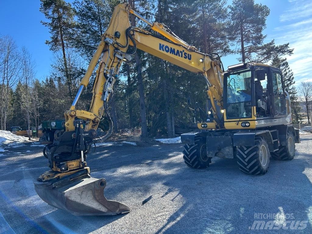 Komatsu PW148 -10 Ekskavatori uz riteņiem