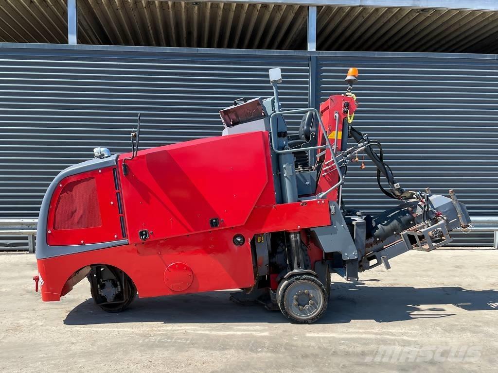 Wirtgen W 50 DC Asfalta dzesēšanas iekārtas