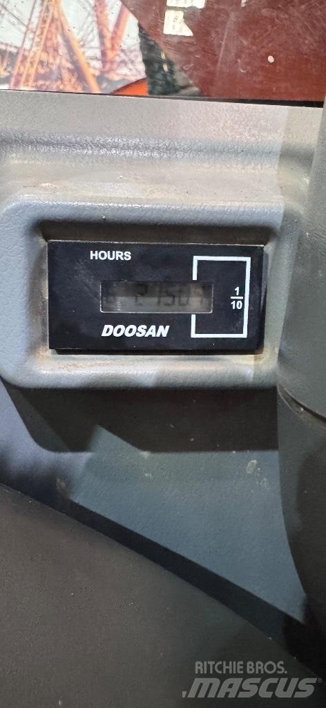 Doosan DX 140 LCR-5 Kāpurķēžu ekskavatori