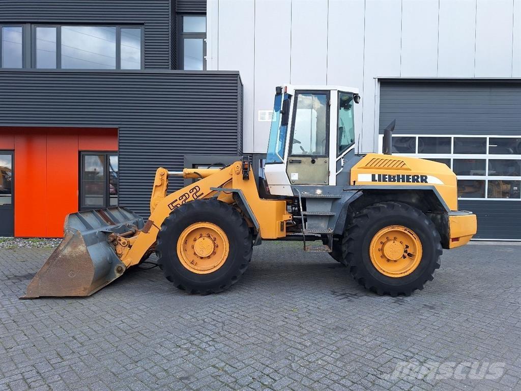 Liebherr L522 Iekrāvēji uz riteņiem