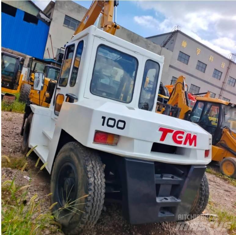 TCM FD 100 Tehnika ar dīzeļa dzinēju
