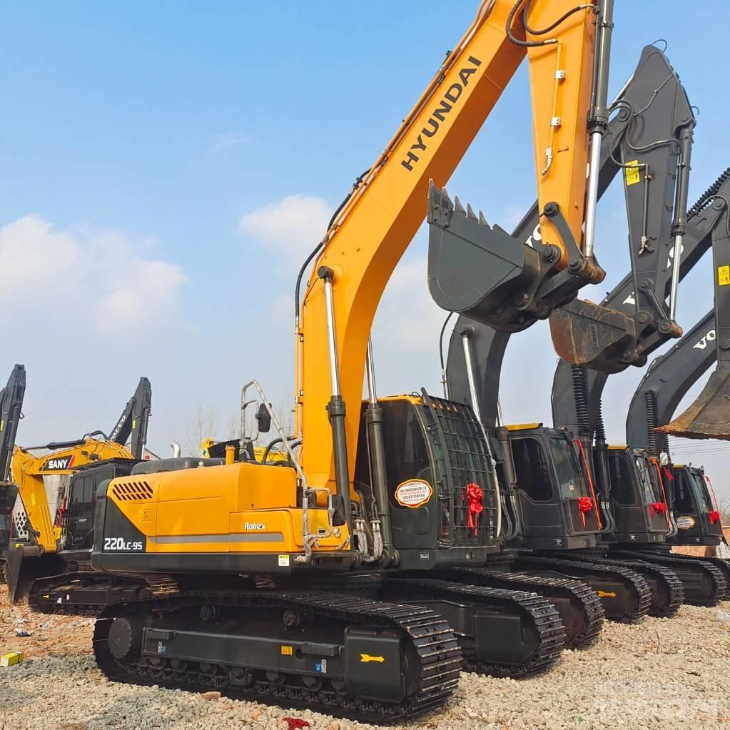 Hyundai R220LC-9S Kāpurķēžu ekskavatori
