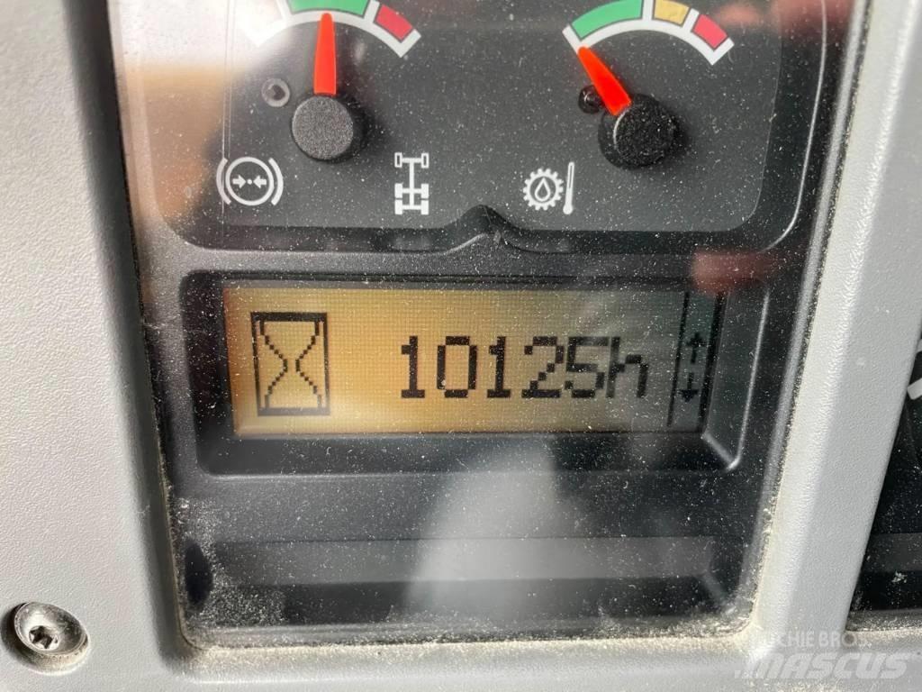 Volvo A40E Artikulētie pašizgāzēji