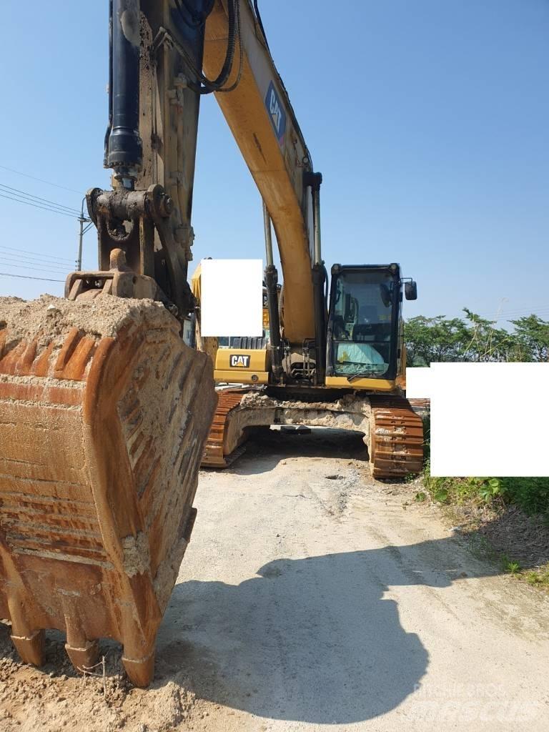 CAT 330F Kāpurķēžu ekskavatori
