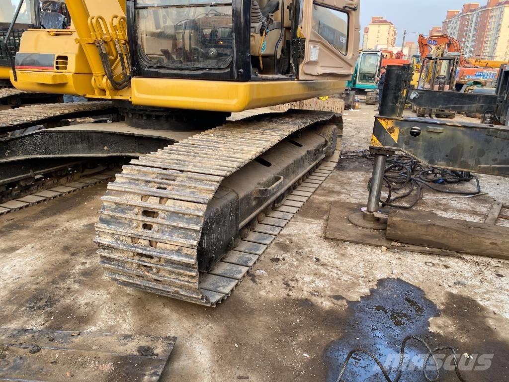 CAT 325 B L Kāpurķēžu ekskavatori