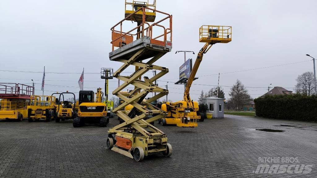 JLG 3246 ES Šķerveida pacēlāji