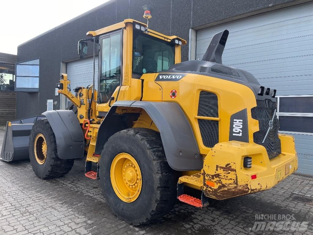 Volvo L90H Iekrāvēji uz riteņiem