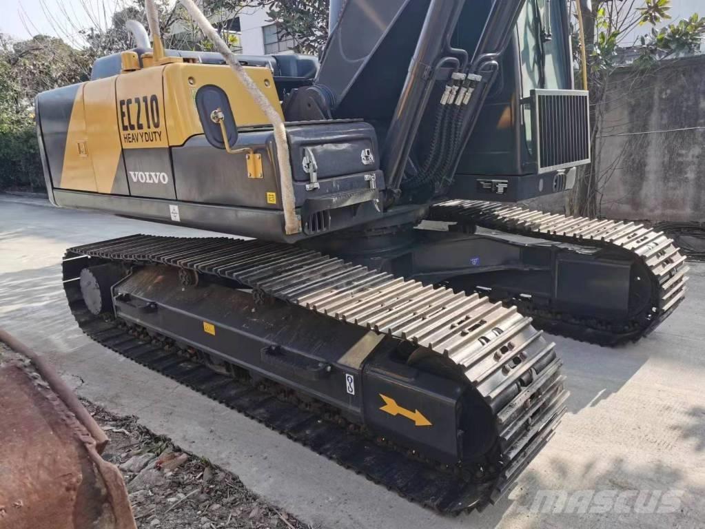 Volvo EC 210 Kāpurķēžu ekskavatori