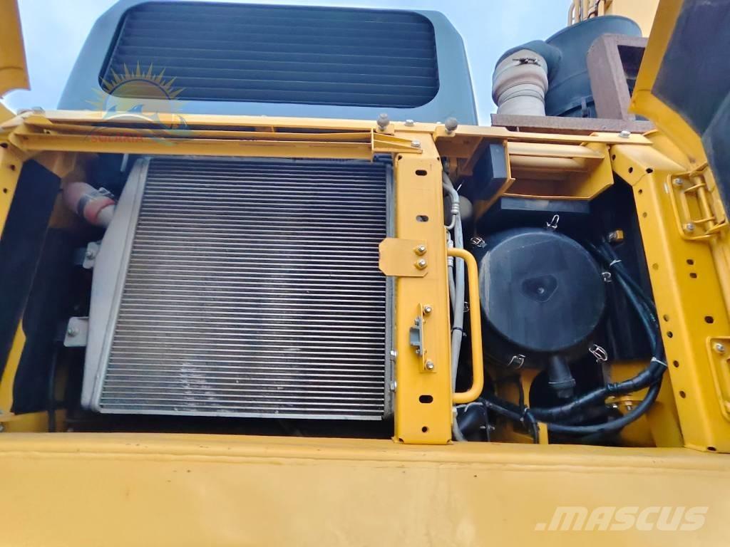 Komatsu PC 460LC-8 Kāpurķēžu ekskavatori