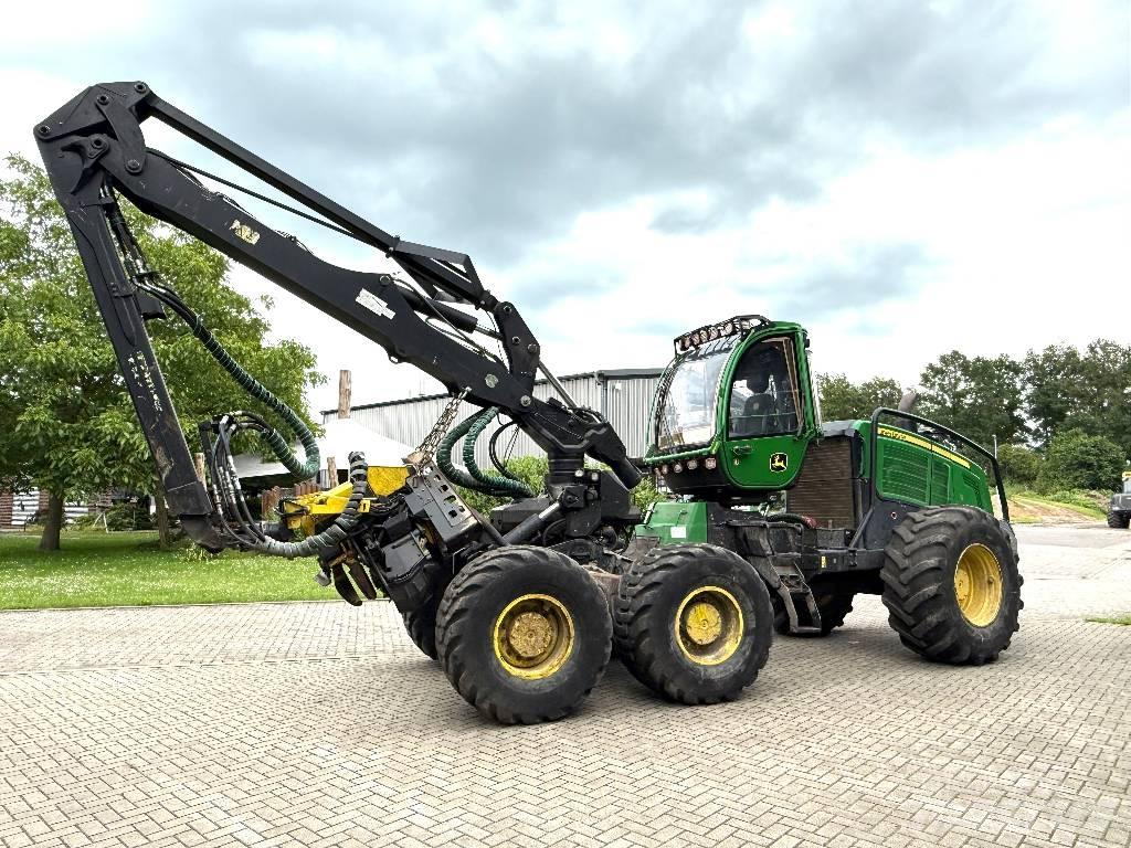 John Deere 1470 G Harvesteri