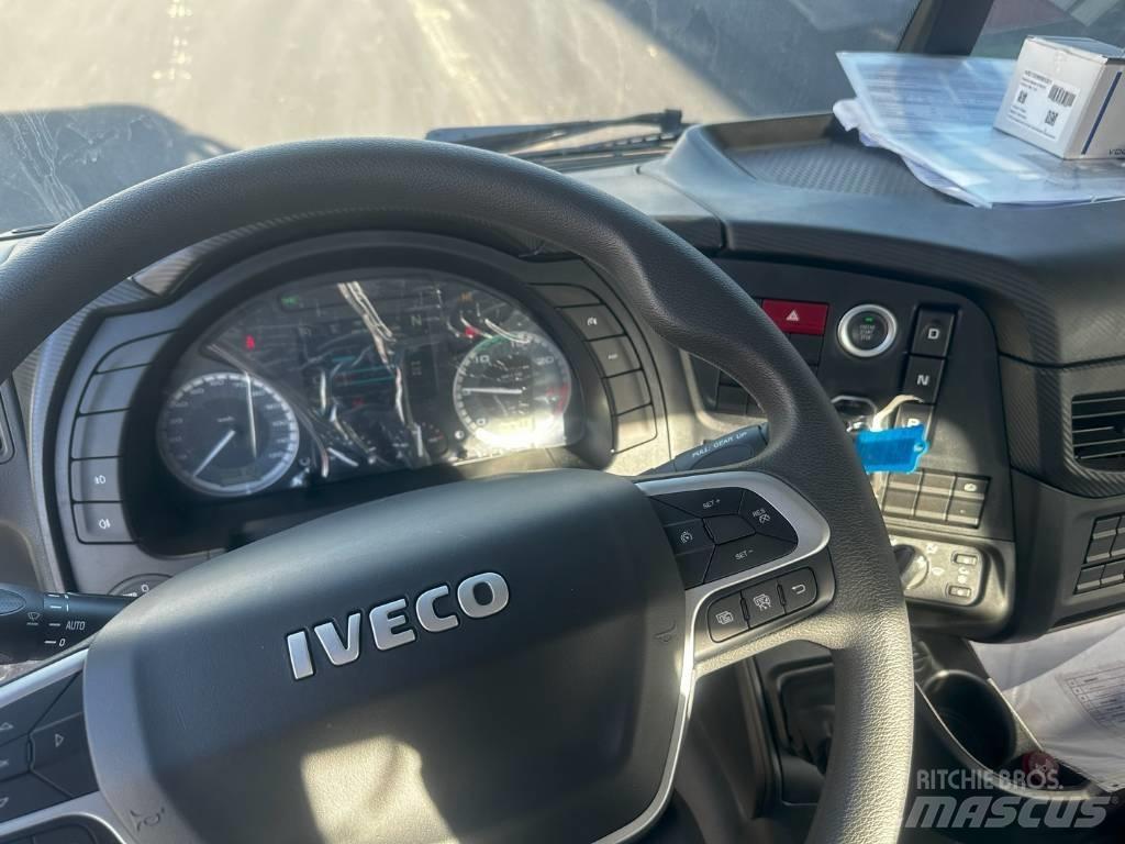 Iveco T-WAY 450 Smagās mašīnas ar celtni