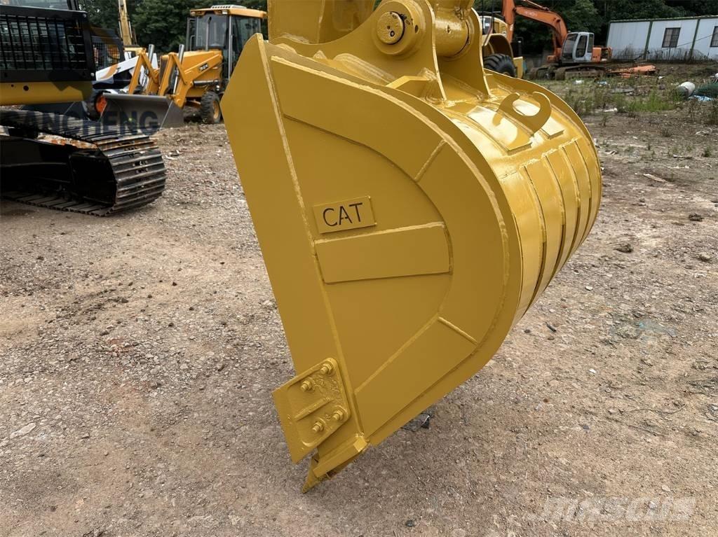 CAT 320 D Kāpurķēžu ekskavatori