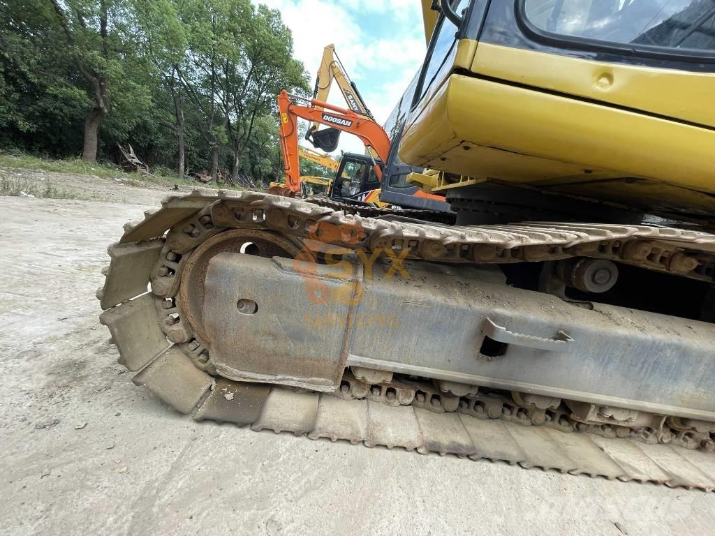 Komatsu PC 220-6 Kāpurķēžu ekskavatori