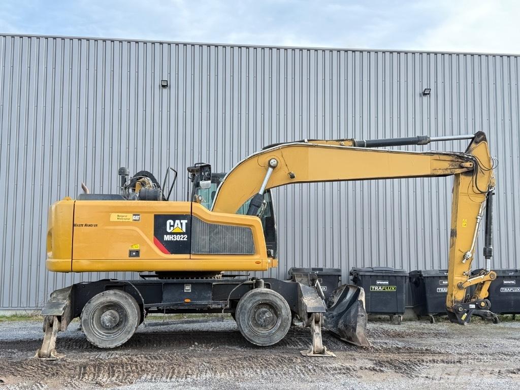 CAT MH3022 Industriālie iekrāvēji