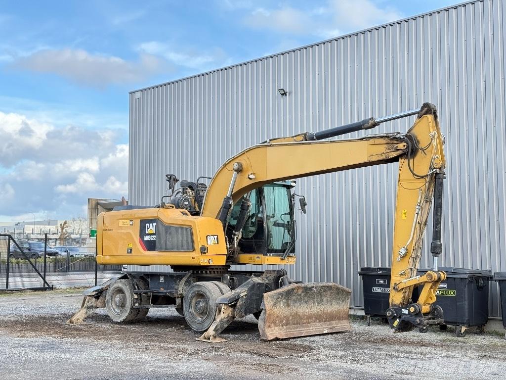 CAT MH3022 Industriālie iekrāvēji