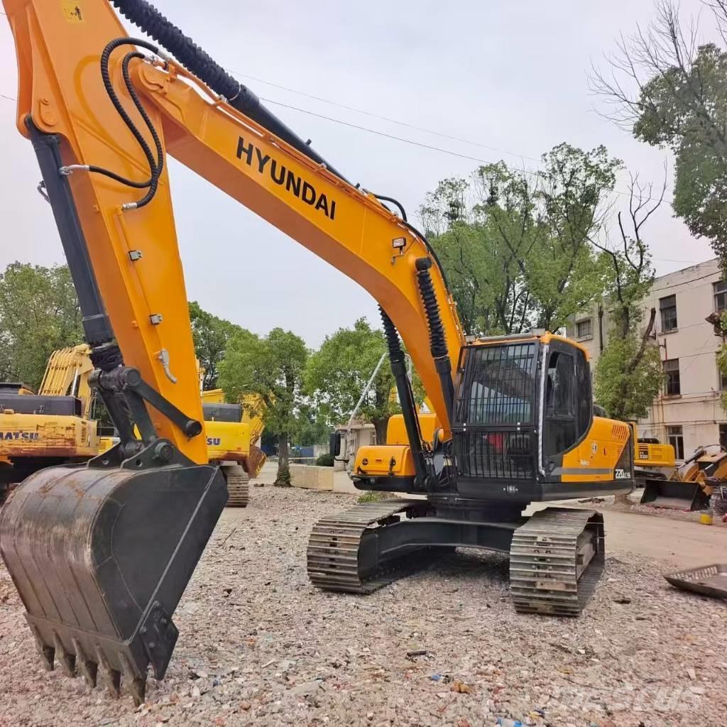 Hyundai 220 LC-9S Kāpurķēžu ekskavatori