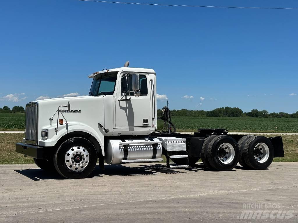 Western Star 4900 Vilcēji