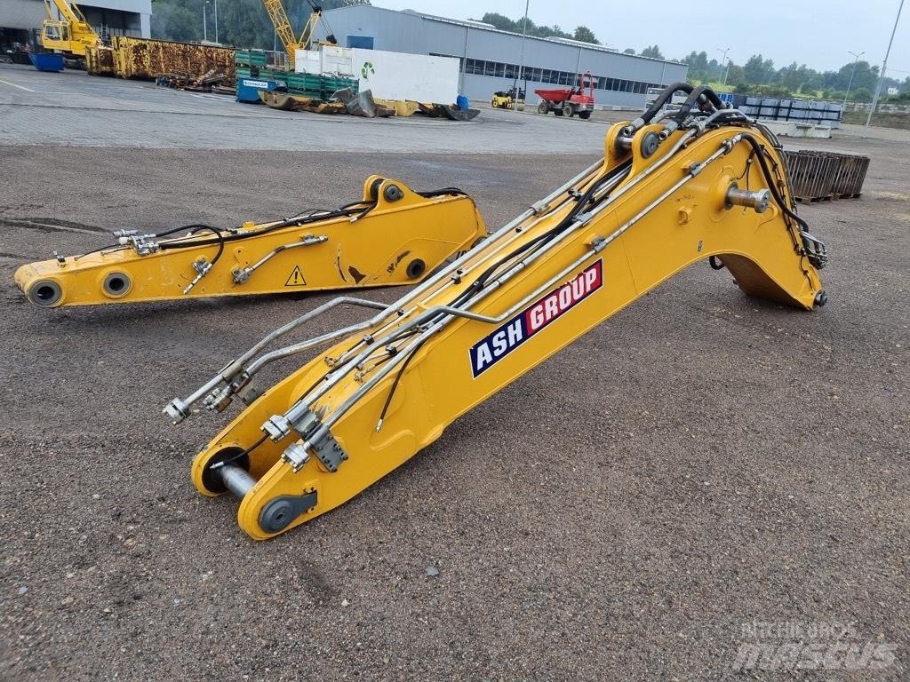 Liebherr R 906 ARM Strēles un kausi