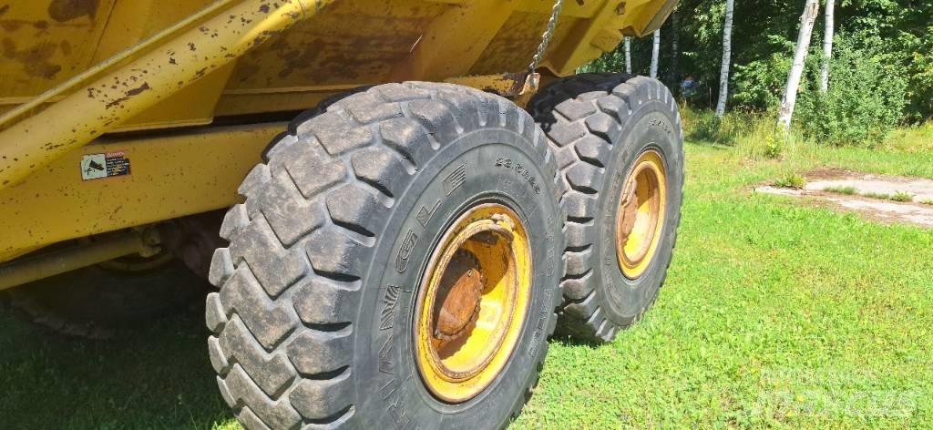 Bell B 30 E Artikulētie pašizgāzēji