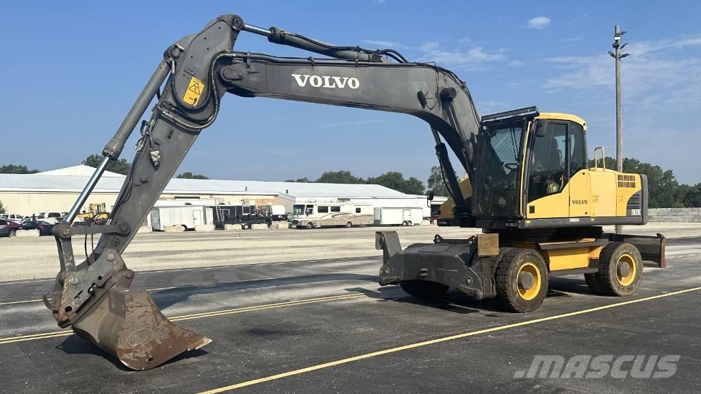 Volvo EW 210 C Ekskavatori uz riteņiem