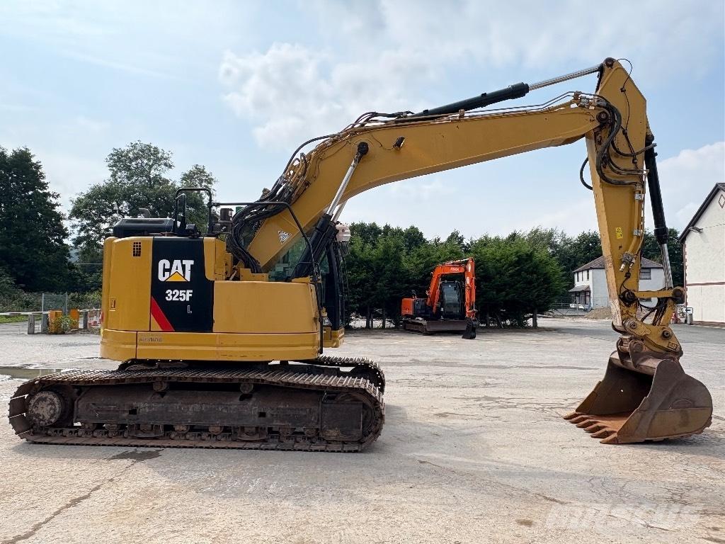 CAT 325 FL CR Kāpurķēžu ekskavatori