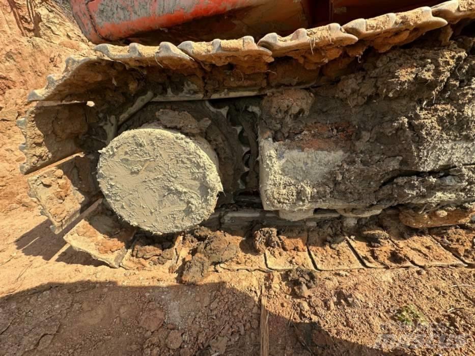 Doosan DX 220 LCA Kāpurķēžu ekskavatori