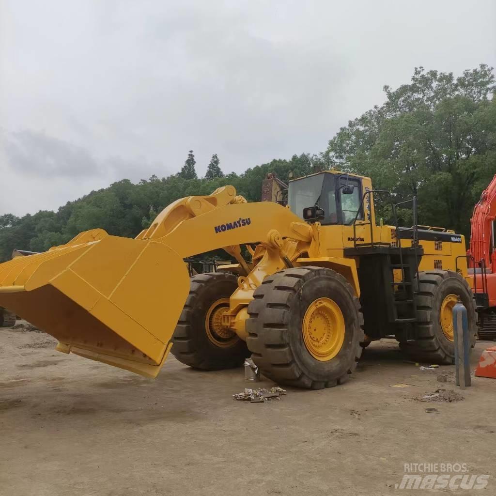 Komatsu WA 600-3 Iekrāvēji uz riteņiem