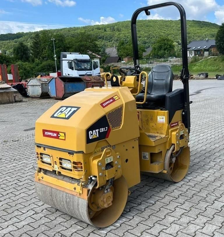 CAT CB 1.7 Divvalču grunts veltņi