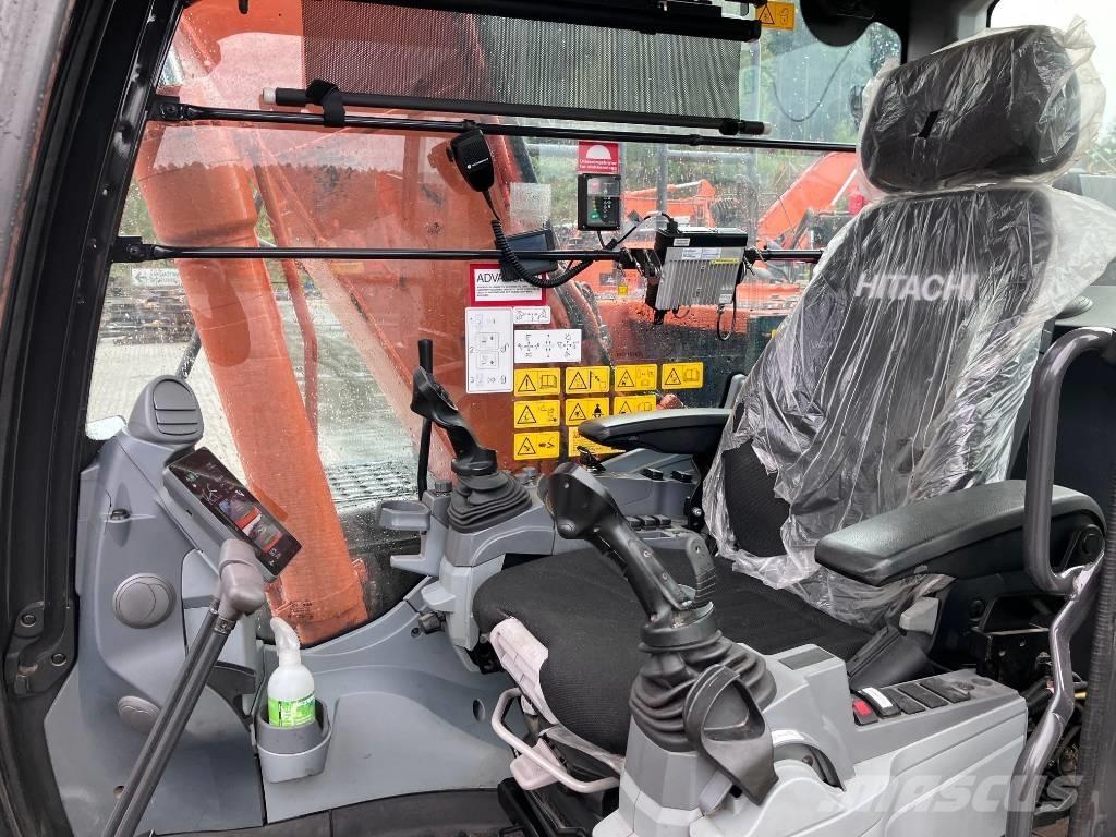 Hitachi ZX130LC-7 Kāpurķēžu ekskavatori