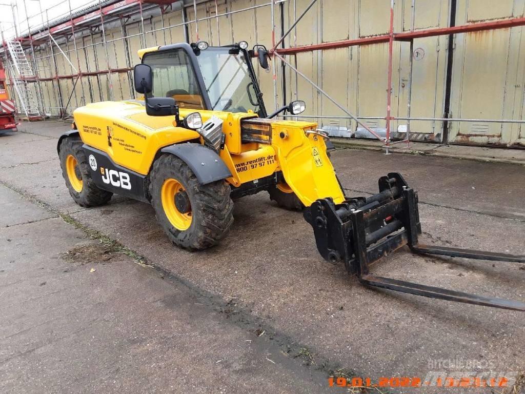 JCB 525-60 Teleskopiskie manipulatori