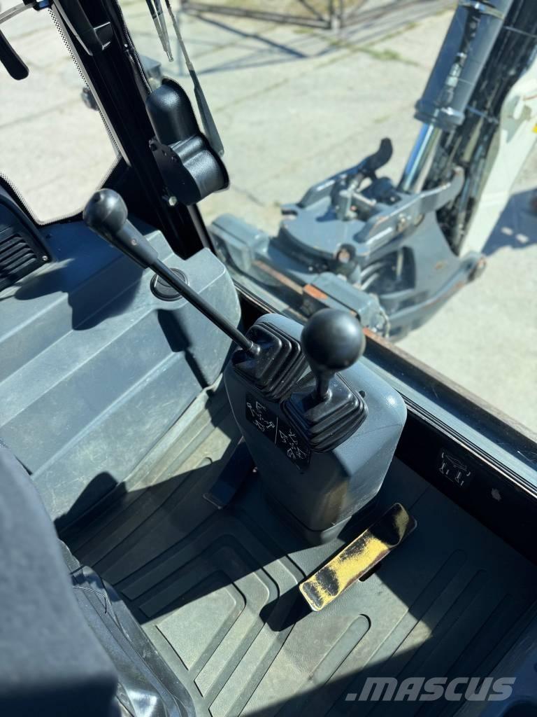 Terex 890 SM Ekskavatori-iekrāvēji