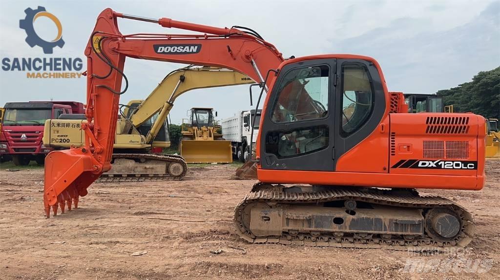 Doosan DX 120 Vidēja lieluma ekskavatori 7 t - 12 t
